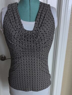 BOGO Banana Republic Black and White Geometric V Neck Tank